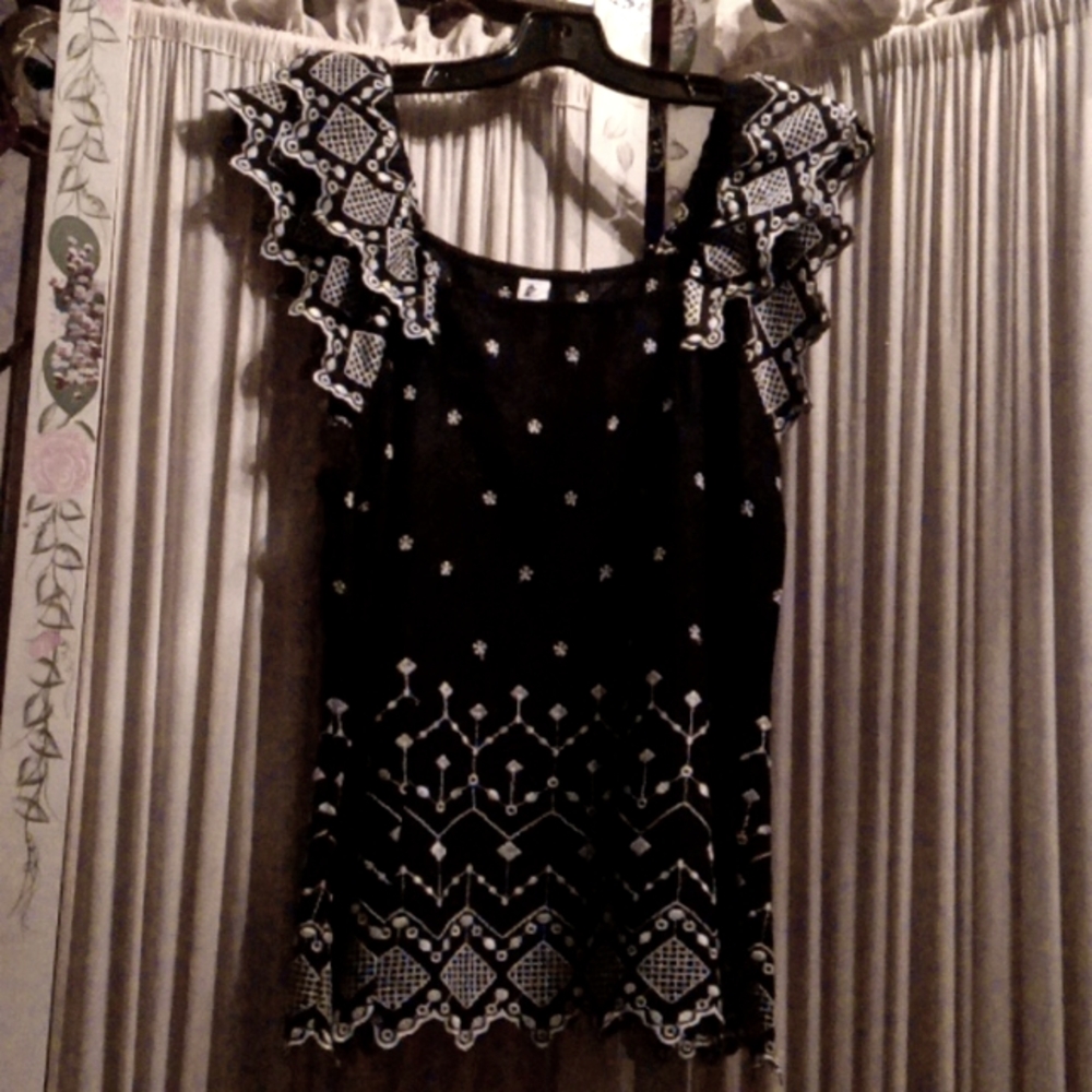 Old Navy boho peasant style blouse (M) black with white embroidery